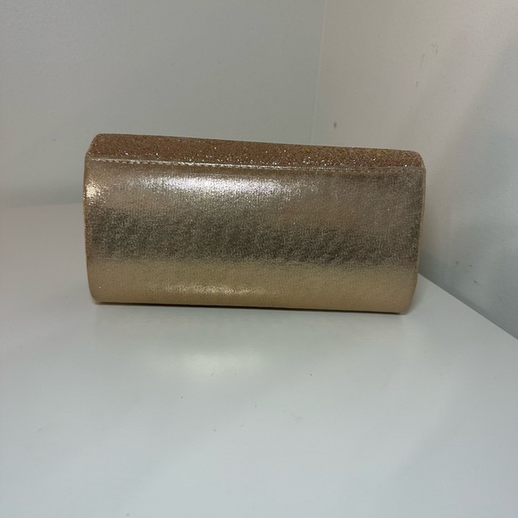 Gold clutch - Picture 2 of 3